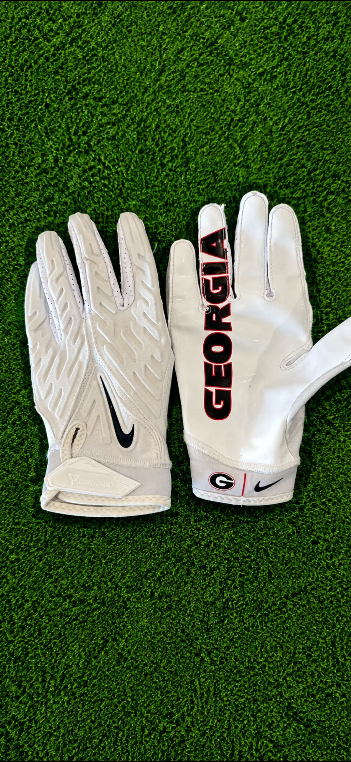 UGA White Gloves